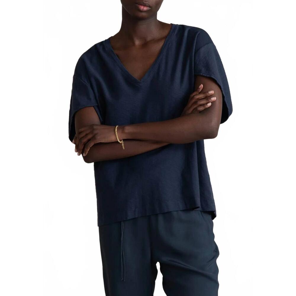 NEW HUMANOID callis v-neck tee in steel